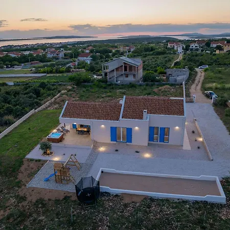 Hotel Ferma 4*