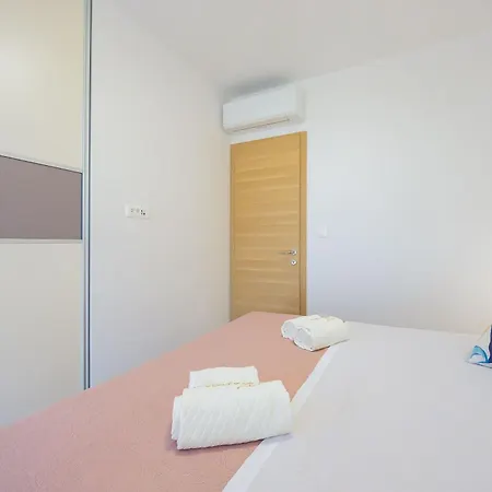 Otel Ferma 4*