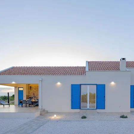 Otel Ferma Vrsi